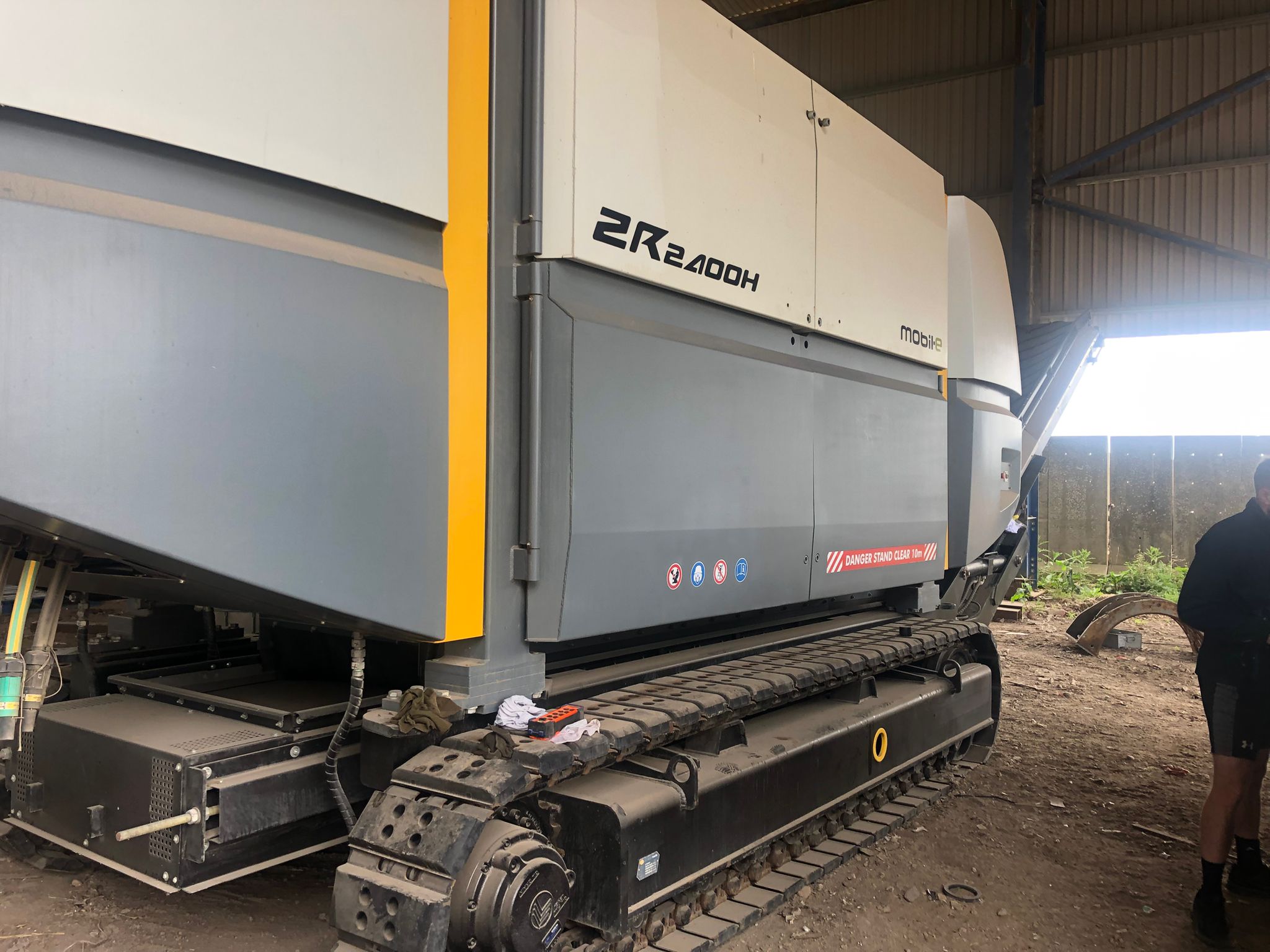 Industrial machinery cleaning